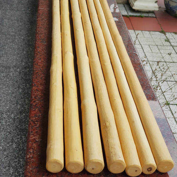 Gậy Wushu Gỗ Bạch Lạp ( Gậy Đầu To Đầu Nhỏ) - (1m5 - 2m)